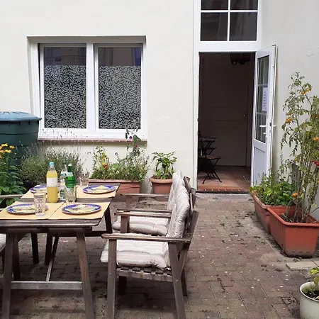 Apartment 1-zimmer-apartment-1-im-1-obergeschoss *